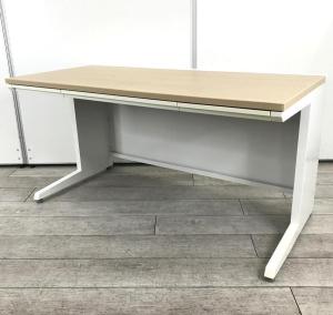 【ゆとりのあるワークスペースで作業効率アップ！】■オカムラ（okamura）製　アドバンス（ADVANCE）シリーズ　平机　引き出し付き　■W1400×D700×H720mm　■ホワイト / 天板：ナチュラル木目調