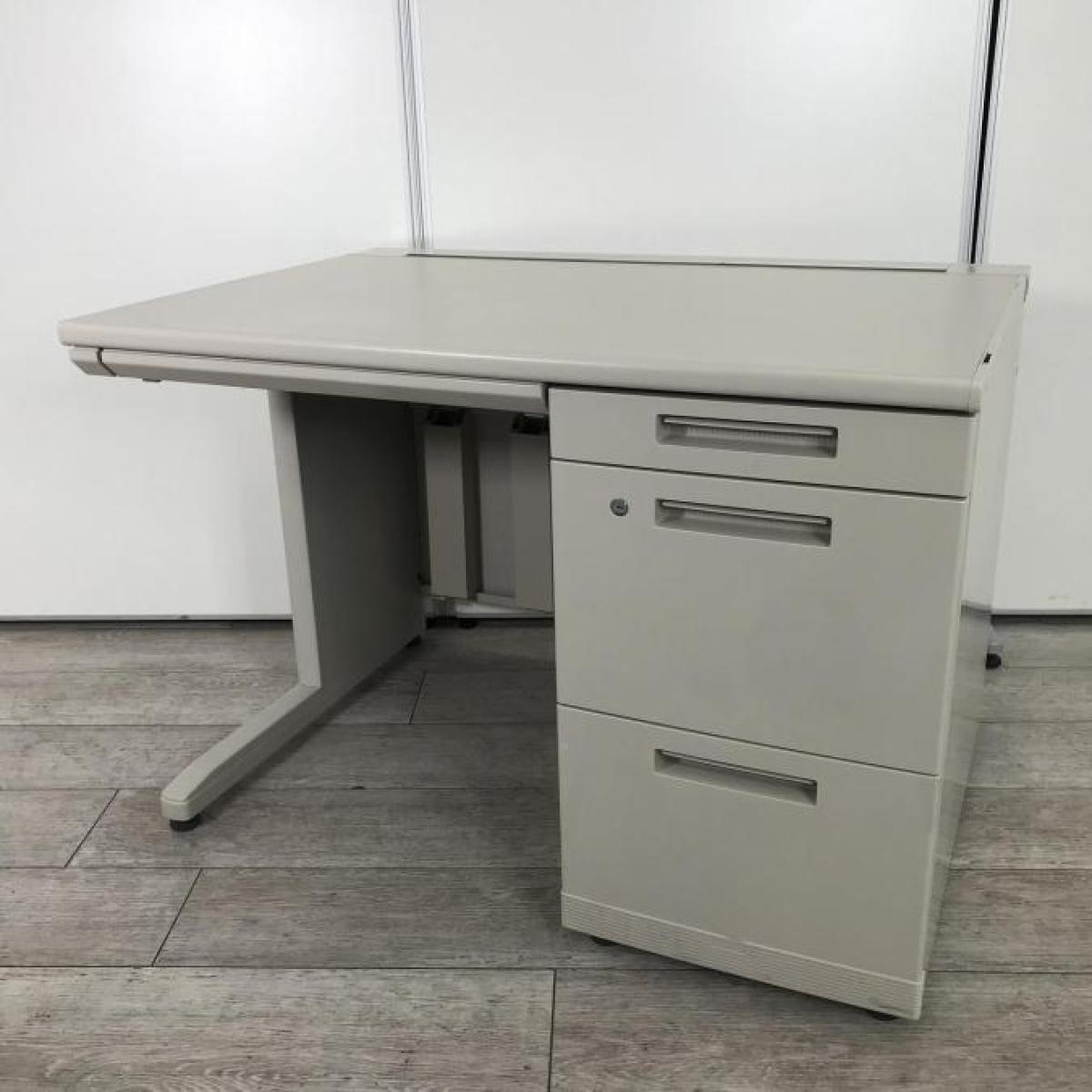 【コンパクトなオフィスの定番！3段引き出しの袖付きデスク！使いやすい配線孔が便利！】■コクヨ（KOKUYO）製　新MX（MX+）シリーズ　片袖机　W1000×D700㎜　■シリンダー錠　■ライトグレー
                        新MXシリーズ
                                    中古
            