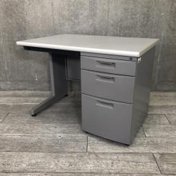 【在庫セール品・4台限定】【T2】■イトーキ（ITOKI）製　CZNシリーズ　片袖机　W1000㎜　■グレー　■シリンダー錠【幅1000㎜のコンパクトタイプ！使い勝手の良い３段収納の片袖机！】