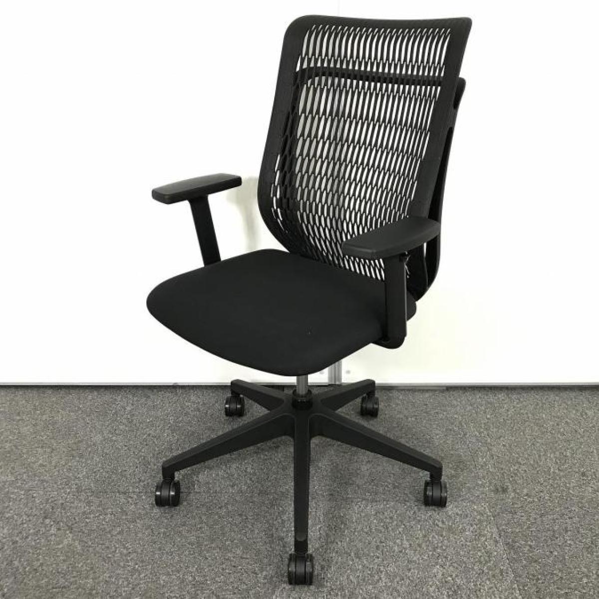 【通気性のある背もたれでしっかりサポート！】■内田洋行（UCHIDA）　エージェイ（AJ）　ハイバック　可動肘　ブラック　中古家具　九州最大級《オフィスバスターズ福岡博多店は、福岡を拠点として、日本全国へ中古オフィス用品・オフィス家具を提供しております》
                        AJチェア
                                    中古
            