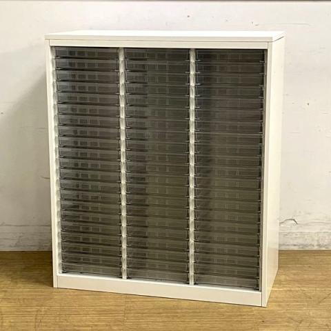 イトーキ（ITOKI）　シンライン　クリスタルトレー書庫　浅型：63個（1列で21段）　天板：ホワイト　本体：ホワイト　※ベース無しです