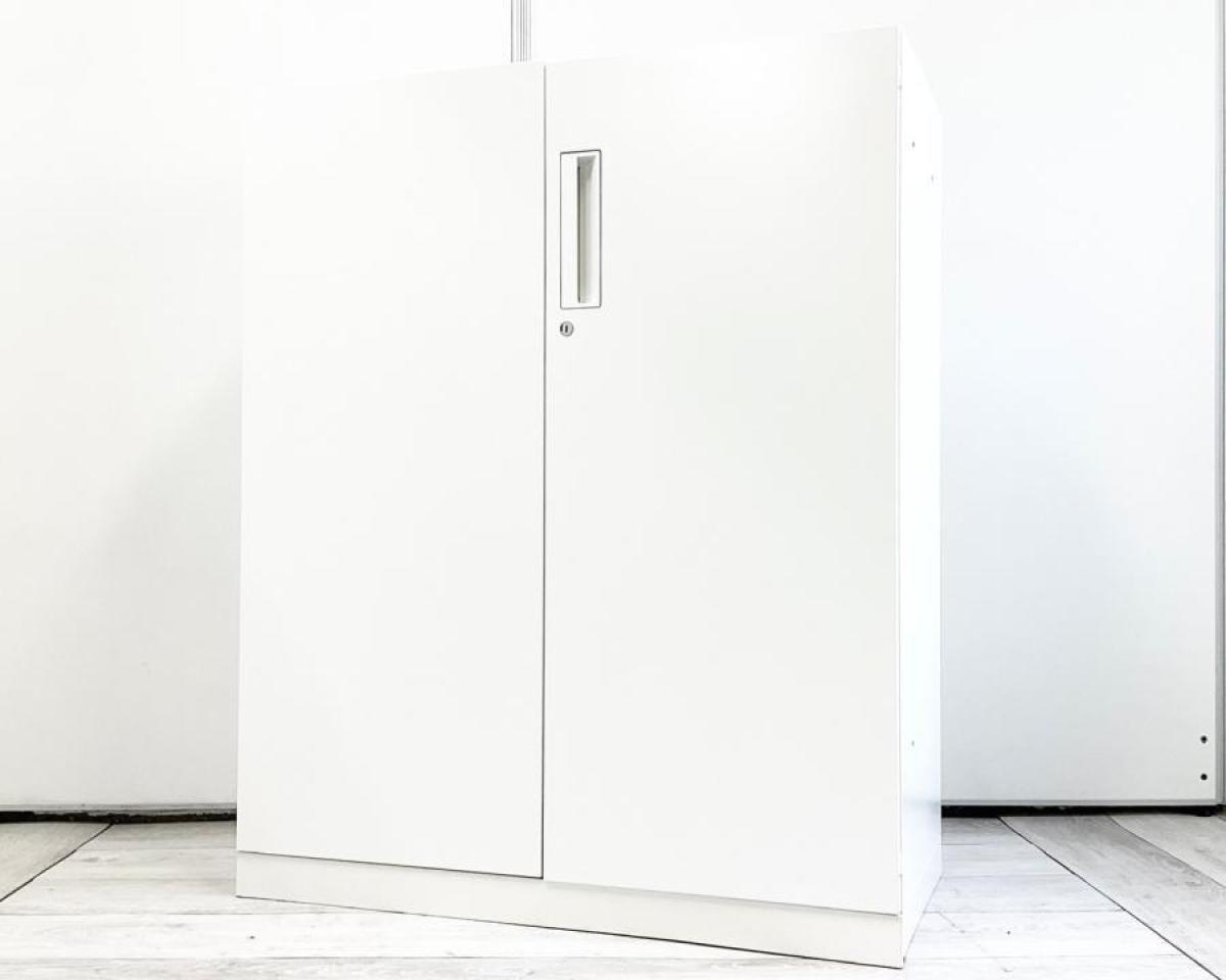 両開き 観音開き キャビネット 天板なし シリンダー錠・KOKUYO／コクヨ　・EDIA／エディア ※横浜本店撮影画像※
                        エディア
                                    中古
            