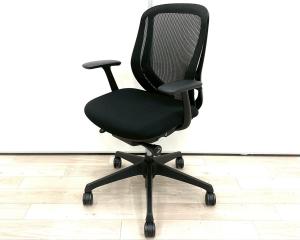 ■Okamura/オカムラ　■シルフィ（Sylphy）チェア　■ブラック（black）■肘付き/固定肘　■ローバック　■背面/メッシュ　■オススメ/人気/定番商品　【弊社使用欄：A01055198】