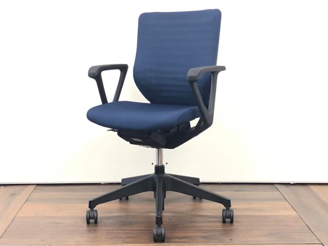 【中古】エピオスチェア  イトーキ（ITOKI） 肘付ローバックチェア