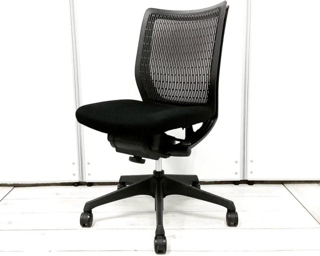 【中古】ヴィスコンテチェア  オカムラ（okamura） 肘無ローバックチェア