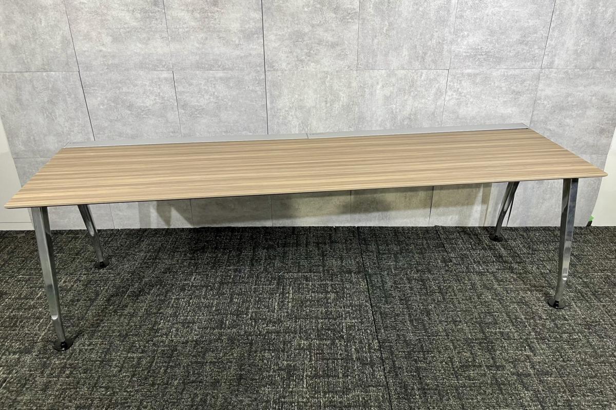 【26③在庫入替セール】【W2400の大きなデスク！広々としたワークスペースを確保できます！】◆コクヨ　サイビ　デスク　片面仕様　中古家具　九州最大級《オフィスバスターズ福岡博多店は、福岡を拠点として、日本全国へ中古オフィス用品・オフィス家具を提供しております》
                        サイビ
                                    中古
            