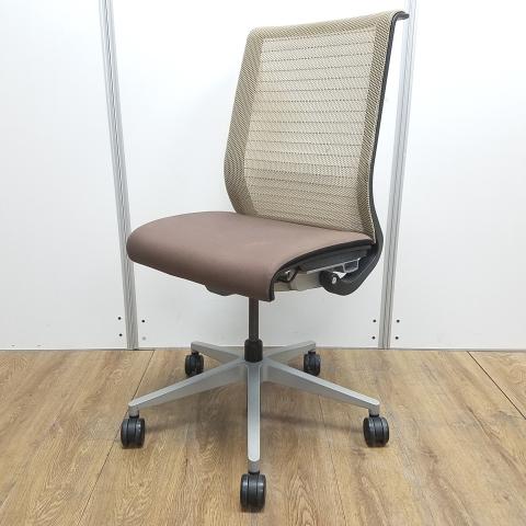 【中古】シンクチェア（旧モデル）  Steelcase（スチールケース） 肘無ハイバックチェア