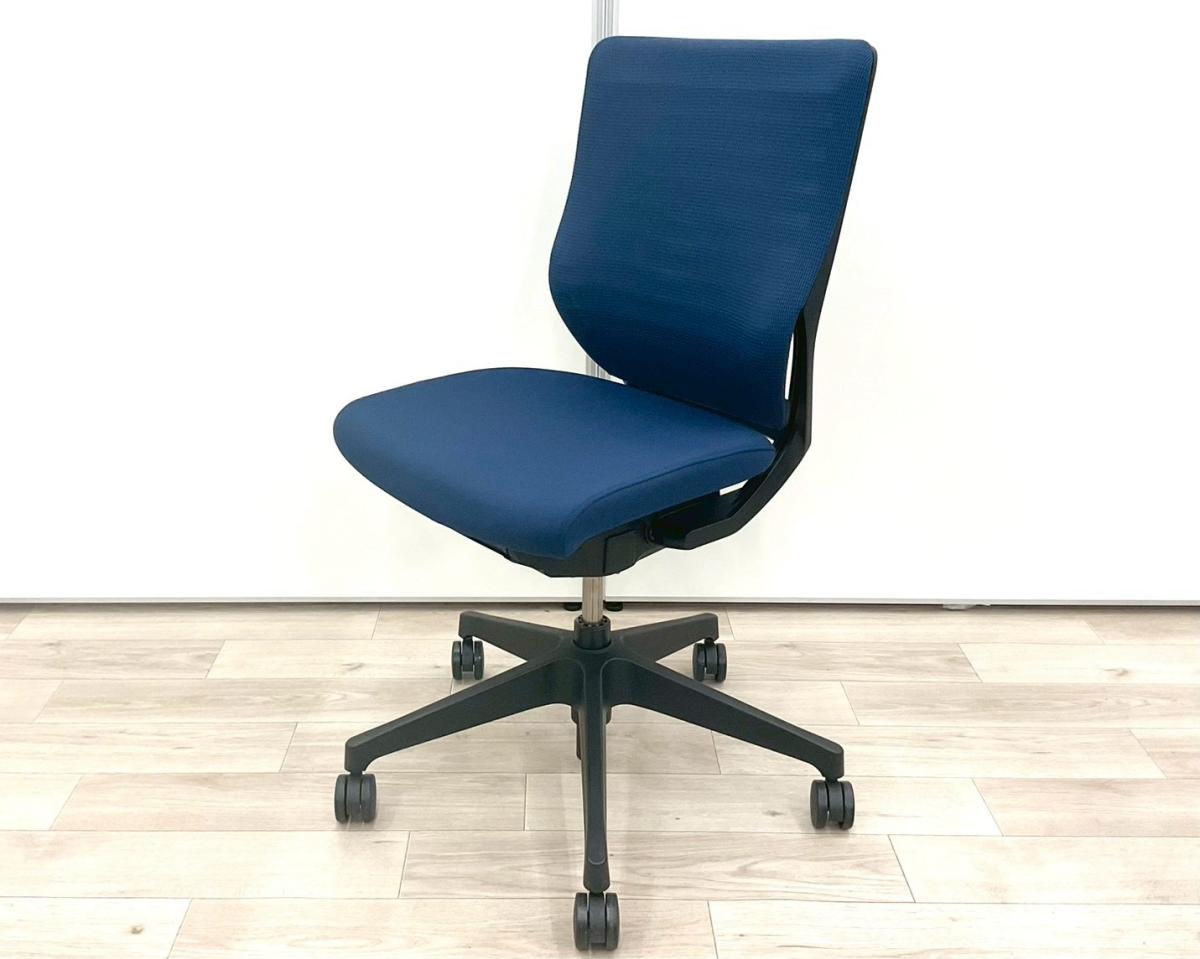 【姿勢の変化をサポート！操作レスで体格にマッチする定番チェア！】■イトーキ(ITOKI)製　エピオス(epios)チェア　肘無　ローバック　メッシュバックタイプ　■ネイビーブルー×ブラックシェル【弊社使用欄：A01057676 】【KN】
                        エピオスチェア
                                    中古
            