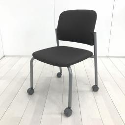 中古】 フリッツハンセン スタッキングチェア 378140 - 中古オフィス