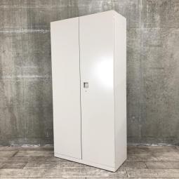 【定価約19万円】【収納力抜群！1台で】■オカムラ製　レクトライン　ハイキャビネット 両開き　■グレー　■幅900×奥行き450×高さ1800㎜