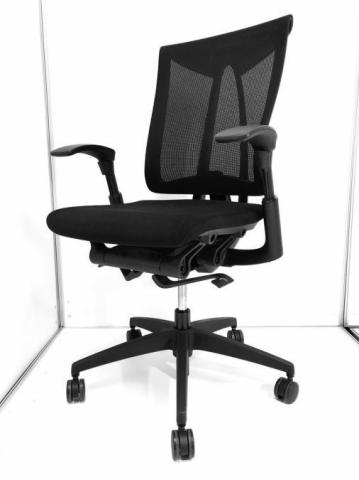 【中古】セレーオチェア KF-570JB-TTT1 イトーキ（ITOKI） 肘付ハイバックチェア