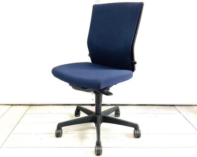 【中古】エスクード  オカムラ（okamura） 肘無ハイバックチェア