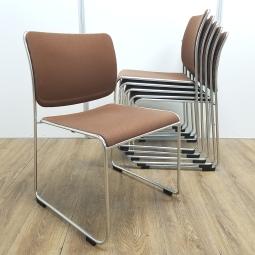 【6脚セット！！】イトーキ製　ブラウン　積重ね可能　スタッキングチェア！！