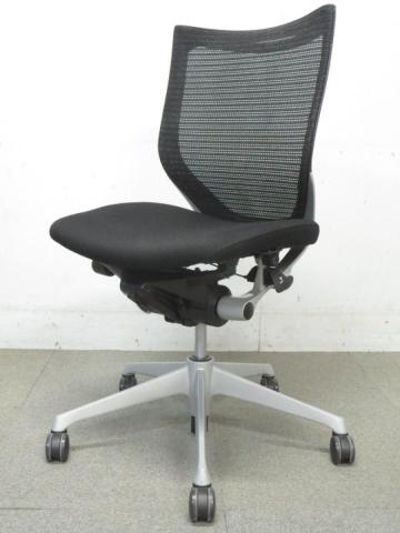 【中古】バロンチェア CP33DR-FDF1 オカムラ（okamura） 肘無ローバックチェア