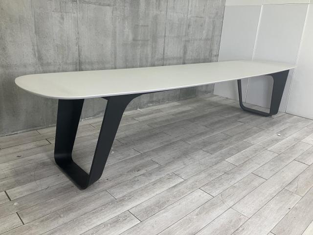 【中古】その他シリーズ  オカムラ（okamura） ミーティングテーブル（会議机）