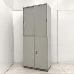 【A4が6段分収納可能！　搬入時は上下別の2個口での納品となるためエレベーター搬入も安心！】■イトーキ（ITOKI）製　シンライン（THIN LINE）　引き違い（２枚引き戸）＋両開き書庫セット　■シリンダー錠　■グレー