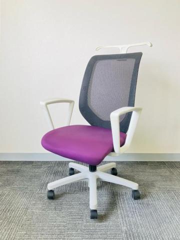 【中古】コルト  イトーキ（ITOKI） 肘付ハイバックチェア