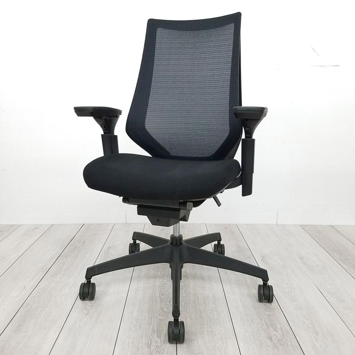 【在庫入替えセール！】腰の負担をサポートするチェアが入荷しました！中古　高級チェア　OAチェア　オフィスチェア　オフィス家具　コクヨ　デュオラ　ブラック　メッシュ　ハイバック　※チェアの支柱が低いため床と擦れる場合があります。【AD】
                        デュオラ メッシュ
                                    中古
            