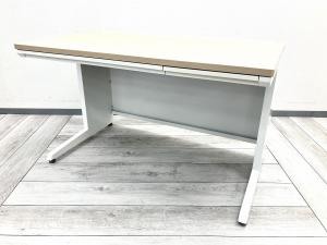 温かみのある木目天板でオフィスを彩る オカムラ製 アドバンス 平机 W1200#静岡市（葵区） #浜松市（中区） #富士市 #沼津市 #三島市