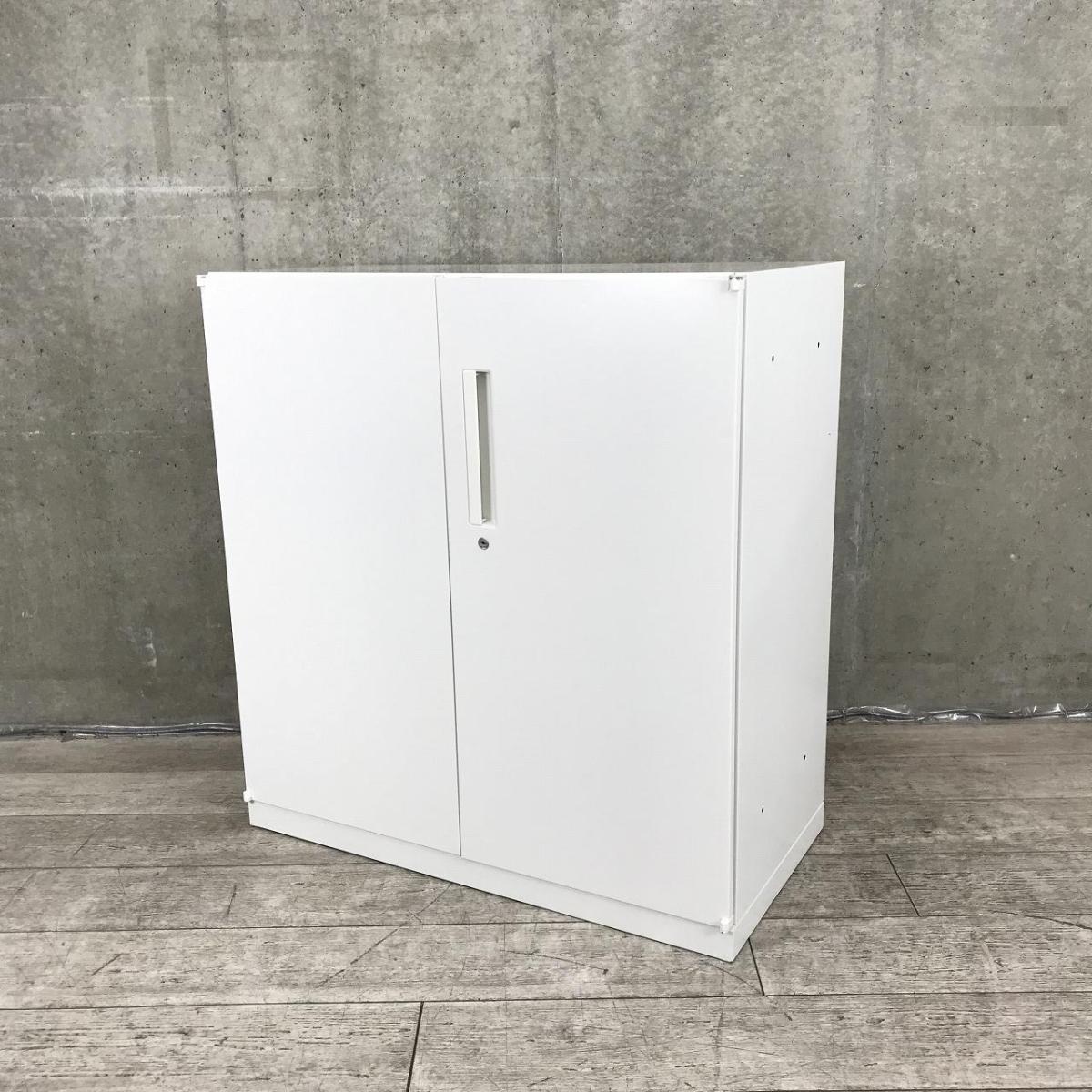 【収納物を見渡しやすいコンパクトな両開き書庫！A4ファイルも楽々収納！】■ウチダ（UCHIDA）製　ハイパーストレージ（HS）シリーズ　両開き　ローキャビネット　W900×D450×H950㎜　■ホワイト　■シリンダー錠
                        HSシリーズ
                                    中古
            