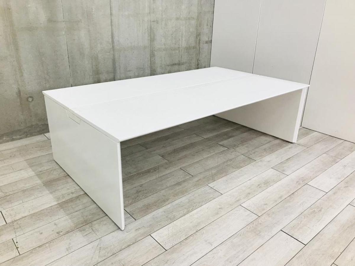 横幅2400mm!!]オカムラ(okamura)フリーアドレスデスク フリーウェイ■ワークスペースに美しさと快適を!!スマートかつ整然としたスタイリングが人気です!![天板カラー：ホワイト]
                        プロユニットフリーウェイ
                                    中古
            