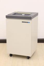 【在庫入替セール】【訳あり！※ボタン陥没気味・動作確認済み】【コスト重視で選ぶなら！】業務用OAシュレッダー　最大15枚同時裁断可能！【T2】