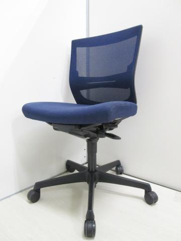 【中古】エスクードメッシュ  オカムラ（okamura） 肘無ローバックチェア