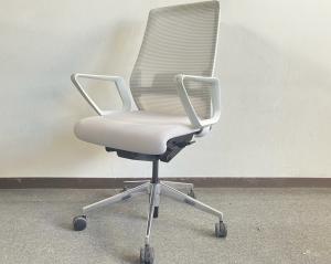 【8脚入荷！！】内田洋行製　エルフィ　グレー　ハイバックチェア　オフィスを落ち着かせるライトグレーチェア　オフィスバスターズ　水戸サテライト　水戸市、日立市、ひたちなか市、鹿嶋市、神栖市、牛久市、古河市、結城市、東海村、つくば市