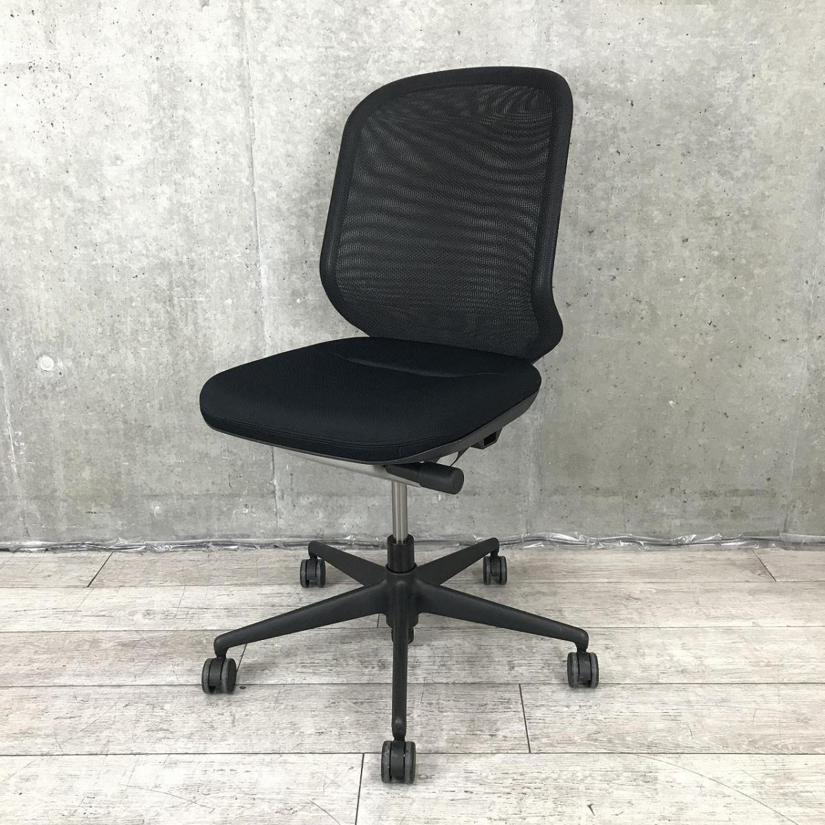 【座り心地に優れたスタンダードチェア！】■vitra製　メダパル　肘無ハイバックチェア　■ブラック【弊社使用欄：A01057206】
                        メダパル
                                    中古
            