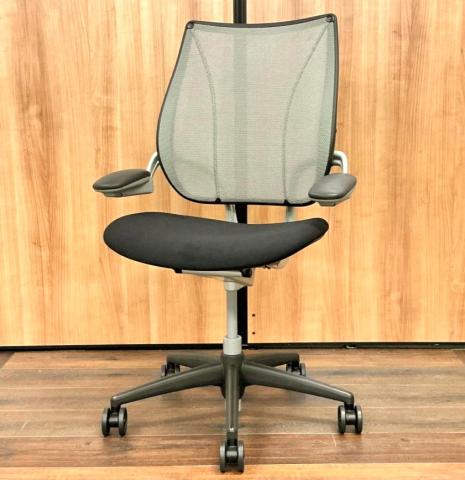 【中古】Liberty Task  Humanscale（ヒューマンスケール） 肘付ハイバックチェア