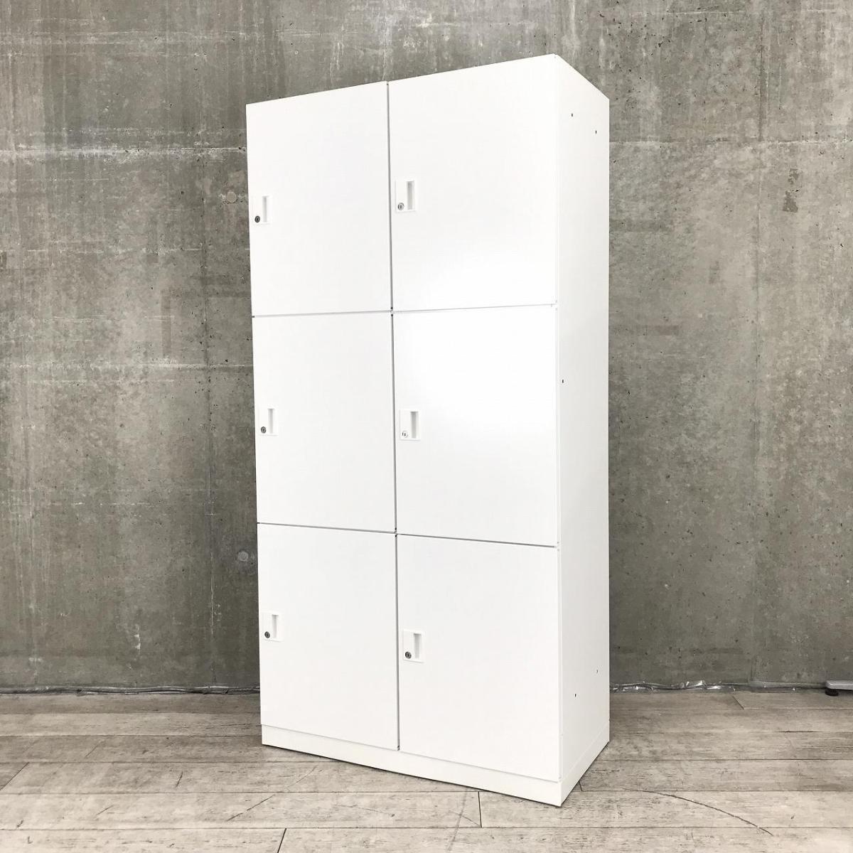 【在庫入替セール品！】【上下3段で省スペースに収納！多人数使用で空間を有効活用できる6人用更衣ロッカー！】/オススメ(おすすめ) /人気商品【弊社使用欄：A01031247】■6人用ロッカー　パーソナルロッカー　W900×D450×H1810㎜　■ホワイト　■シリンダー錠/コクヨ/エディア
                        エディアロッカー
                                    中古
            