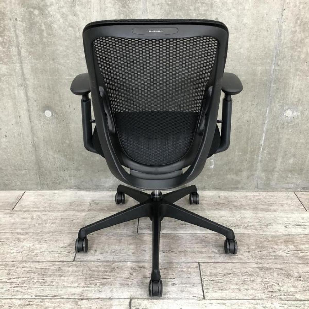 中古】シルフィーメッシュ オカムラ/okamura 肘付ローバックチェア 