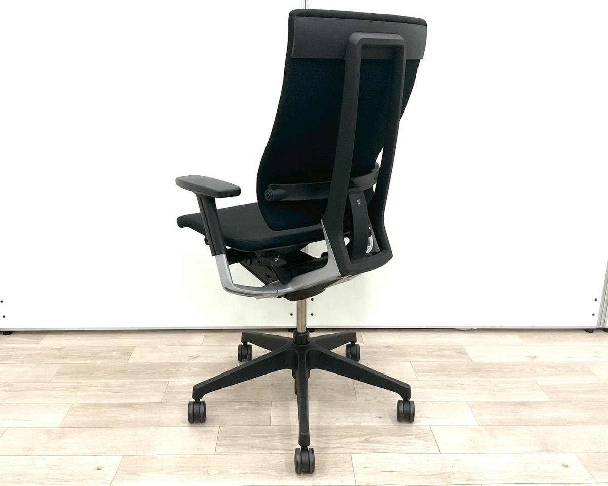 中古】スピーナチェア イトーキ/ITOKI 肘付ハイバックチェア 575159