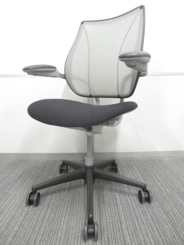 【中古】その他シリーズ  Humanscale（ヒューマンスケール） 肘付ハイバックチェア