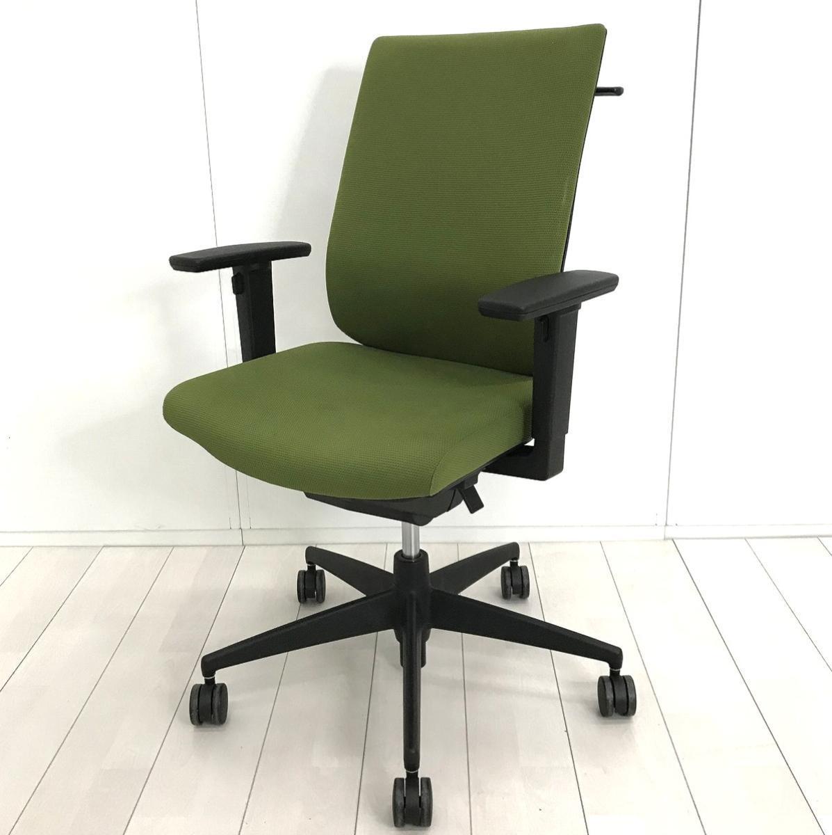 【人間工学に基づいた快適設計！】■コクヨ　ウィザード2チェア　肘付　オリーブグリーン【2601】弊社使用欄【A01054555】※
                        ウィザード2
                                    中古
            