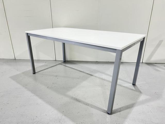 【中古】その他シリーズ  アールエフヤマカワ ミーティングテーブル（会議机）