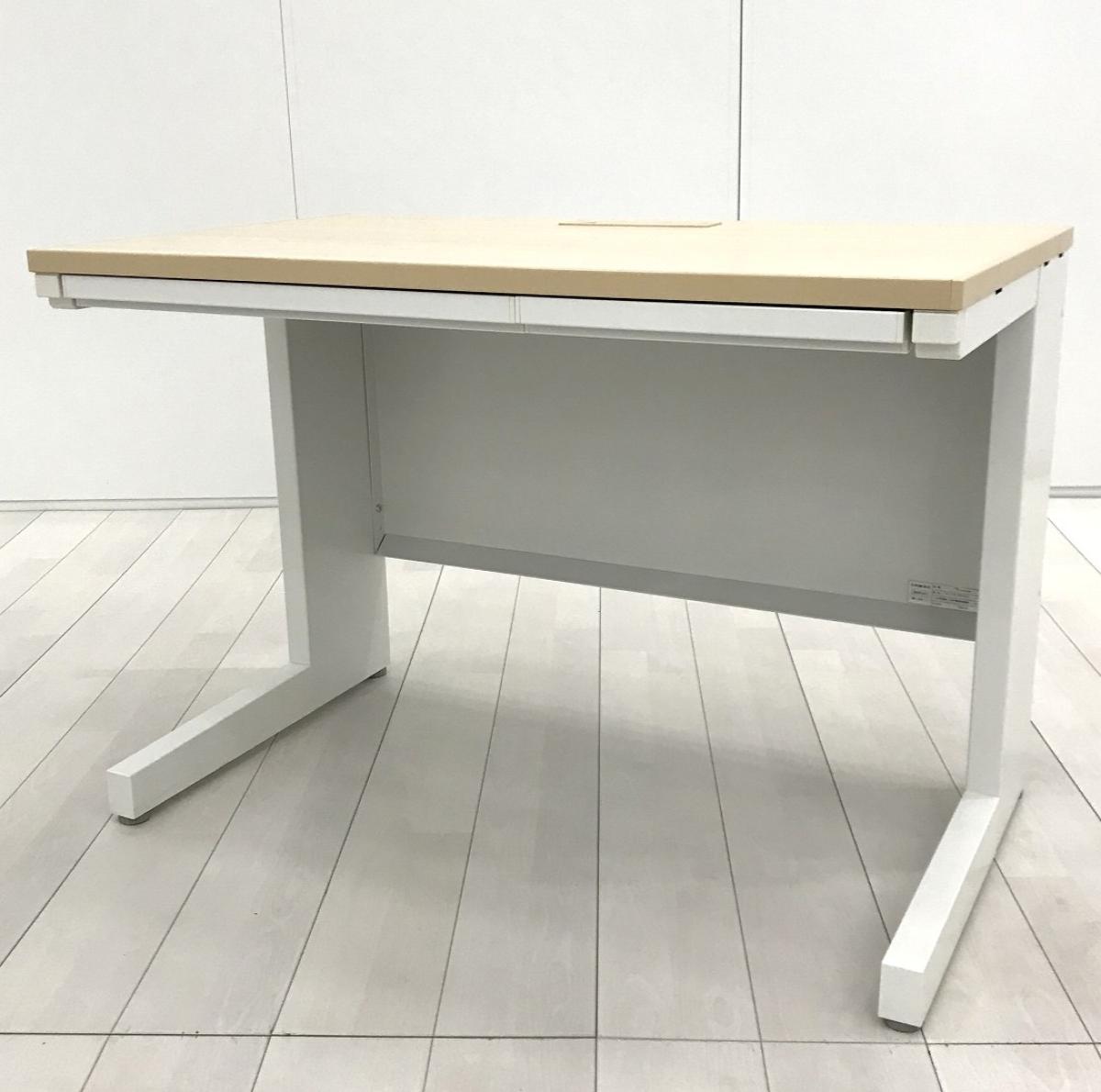 【スタンダードなデザインで使いやすい！】■ウチダ　スカエナシリーズ　平デスク　W1000×D600×H700mm　■いま流行りのオシャンティな木目デザイン！　バブチー
                        スカエナ
                                    中古
            