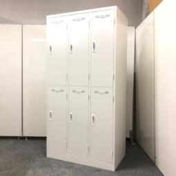 【希少品入荷】【限定1台】ホワイトカラー6人用ロッカー※各箇所鍵2本付き　【2602】弊社使用欄【A01061063】