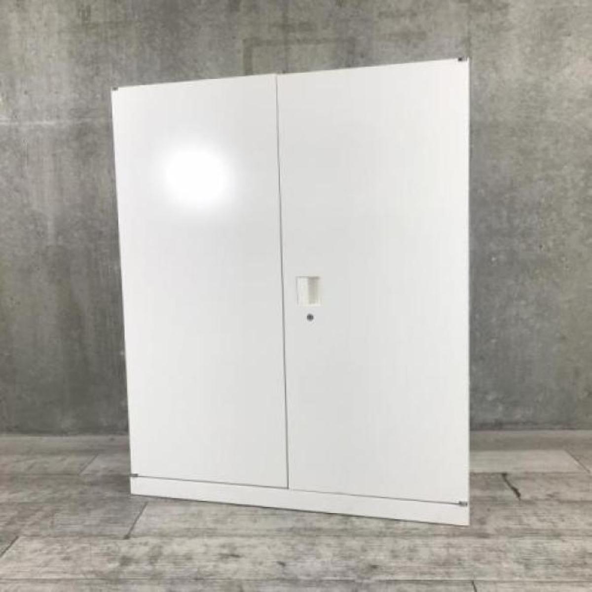 【在庫入替セール】【2台限定】人気のホワイトカラー　オカムラ　両開き書庫【K4】
                        3S 書庫
                                    中古
            