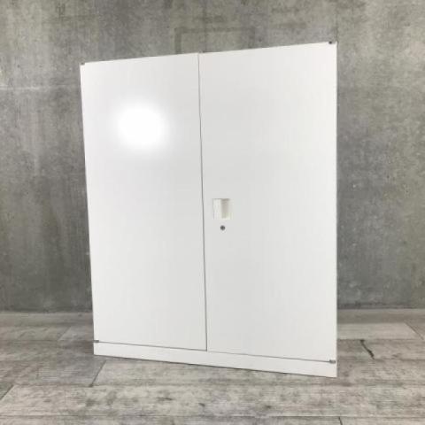 【中古】3S 書庫  オカムラ（okamura） ローキャビネット／両開き