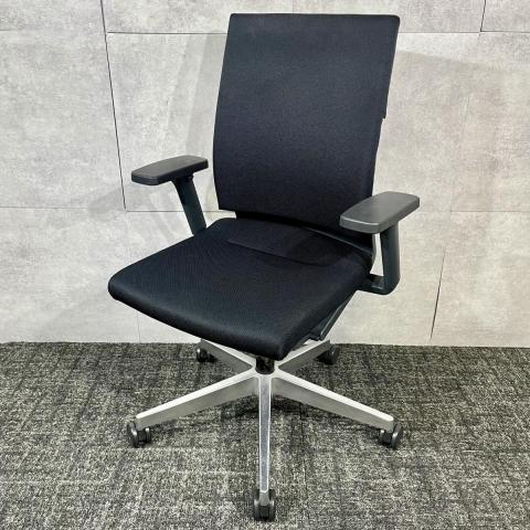 【中古】その他シリーズ  Wilkhahn（ウィルクハーン） 肘付ハイバックチェア