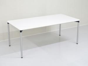 【定価約8万円】【人気なホワイトカラー天板のミーティングテーブル】■コクヨ製/BTT-502　■ホワイト　■W1200 D750 H720