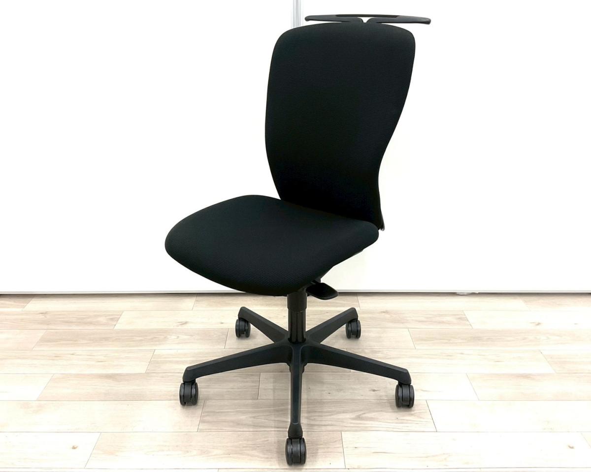 【在庫入替セール品】■オカムラ(okamura)製/スラート (Sulato)　■ハイバック　■肘無し　■ハンガー付き　■ブラック（black）　オススメ/人気/定番商品　【弊社使用欄：A01041958 】
                        スラート
                                    中古
            