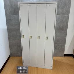 オカムラ製の3人用更衣ロッカー【FZシリーズ/ライトスモーク】が入荷しました！　＊福岡市で、中古オフィス用品・オフィス家具をお探しなら「オフィスバスターズ福岡南店」へ＊福岡でのオフィス用品一式ご手配可能！