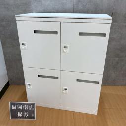 【南】オカムラ製の4人用パーソナルロッカー【レクトラインシリーズ/ホワイト】が入荷しました！　＊熊本市で、中古オフィス用品・オフィス家具をお探しなら「オフィスバスターズ熊本サテライト店」へ＊※サテライトは商談スペースのみの為、在庫は福岡の在庫を掲載しております。商品につきましてはお電話にてお問い合わせください。＊