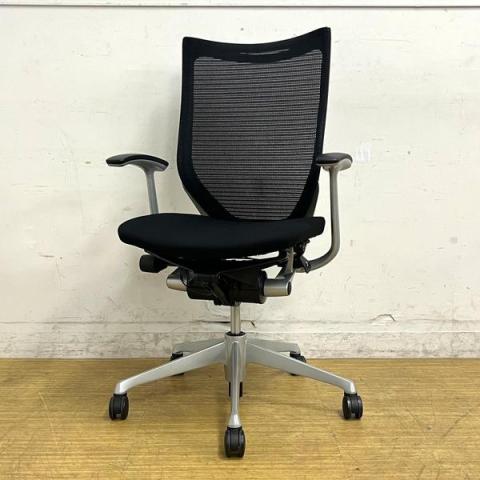 【在庫入替セール】オカムラ バロン ハイバックモデル 背:メッシュ 座:クッション 張地:ブラック 脚:ポリッシュ アジャストアーム搭載 ※リクライニングロックに不良があるため特価品