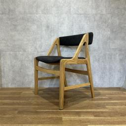 【西】　【関家具】【デザイナーズチェア】【ブラック】【ミーティングチェア】【低いチェア】【低い椅子】 【チェア】【椅子】【イス】【事務椅子】【格安】【安い】【福岡オフィス家具】【福岡中古家具】【中古事務什器】【中古チェア】【中古椅子】