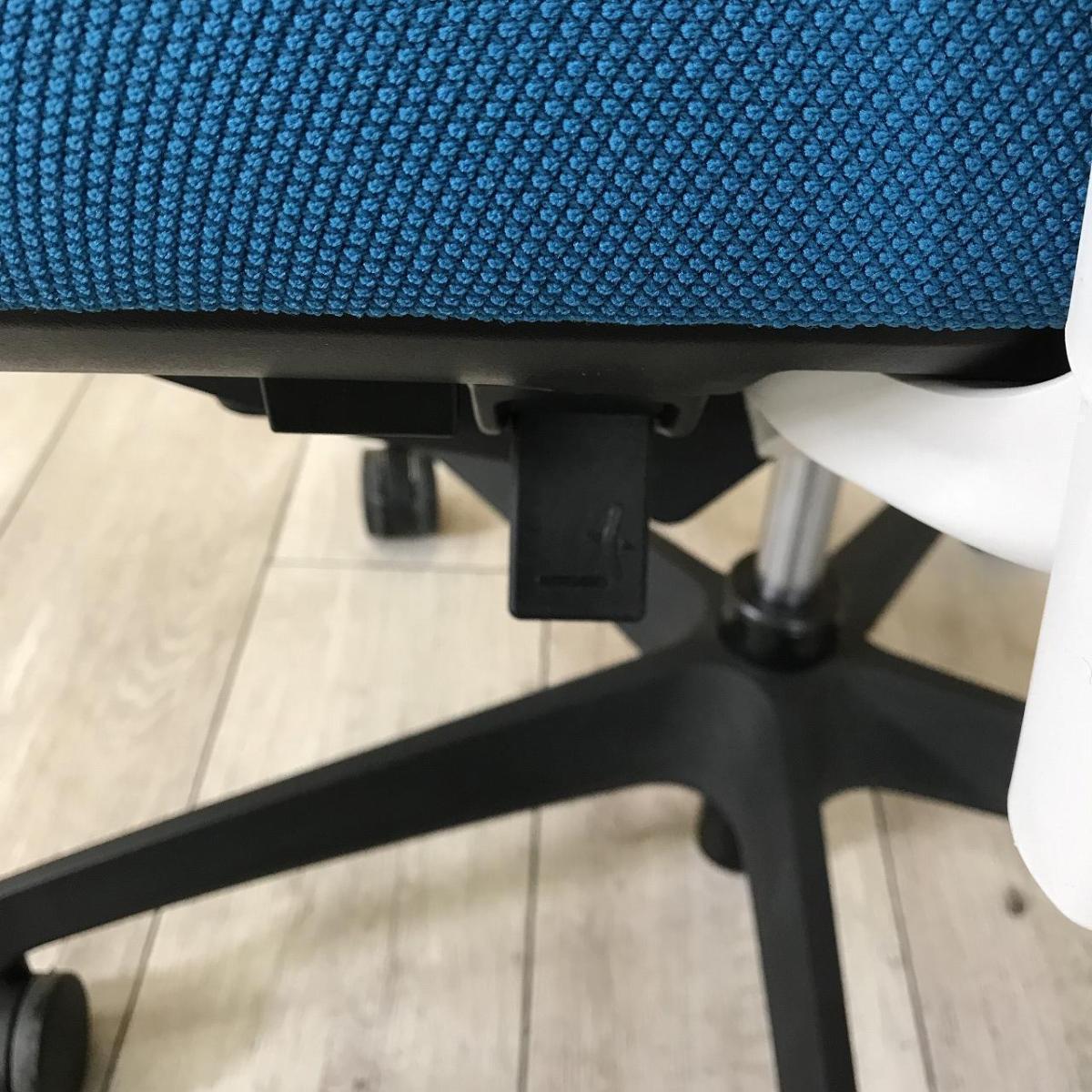 中古】デュオラ メッシュ コクヨ/KOKUYO 肘付ハイバックチェア 576199