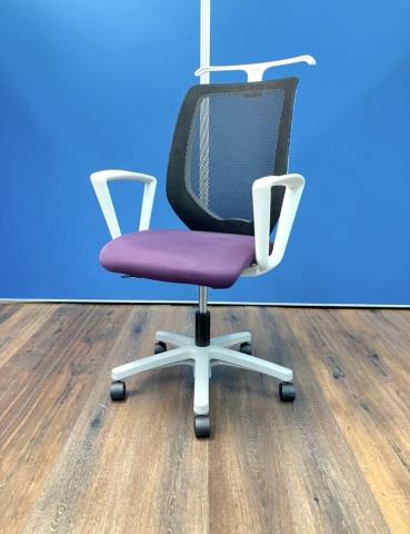 【中古】コルト  イトーキ（ITOKI） 肘付ハイバックチェア