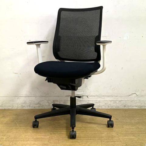 コクヨ ミトラ メッシュタイプ 固定肘 ブラック×ホワイトフレーム 軽快かつ確かな座り心地の定番シリーズ ランバーサポート付き